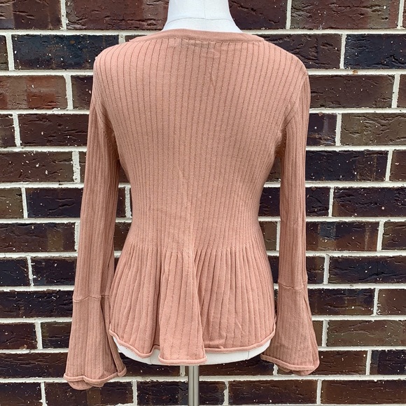 ATMOS+HERE | Tan ribbed long sleeve top - Picture 4 of 5